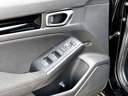 Used 2024 Honda Civic EX image 12