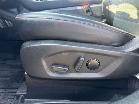 Used 2023 Ford Edge ST-Line AWD/4WD image 16