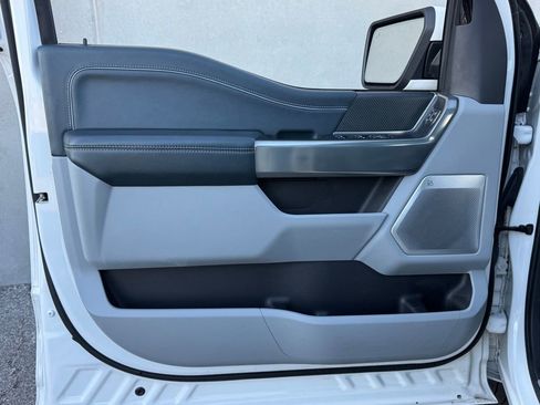 Used 2023 Ford F150 Limited image 11