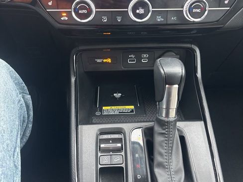 Used 2023 Honda CR-V EX-L image 8