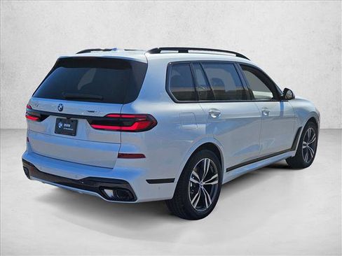 New 2026 BMW X7 xDrive40i image 2