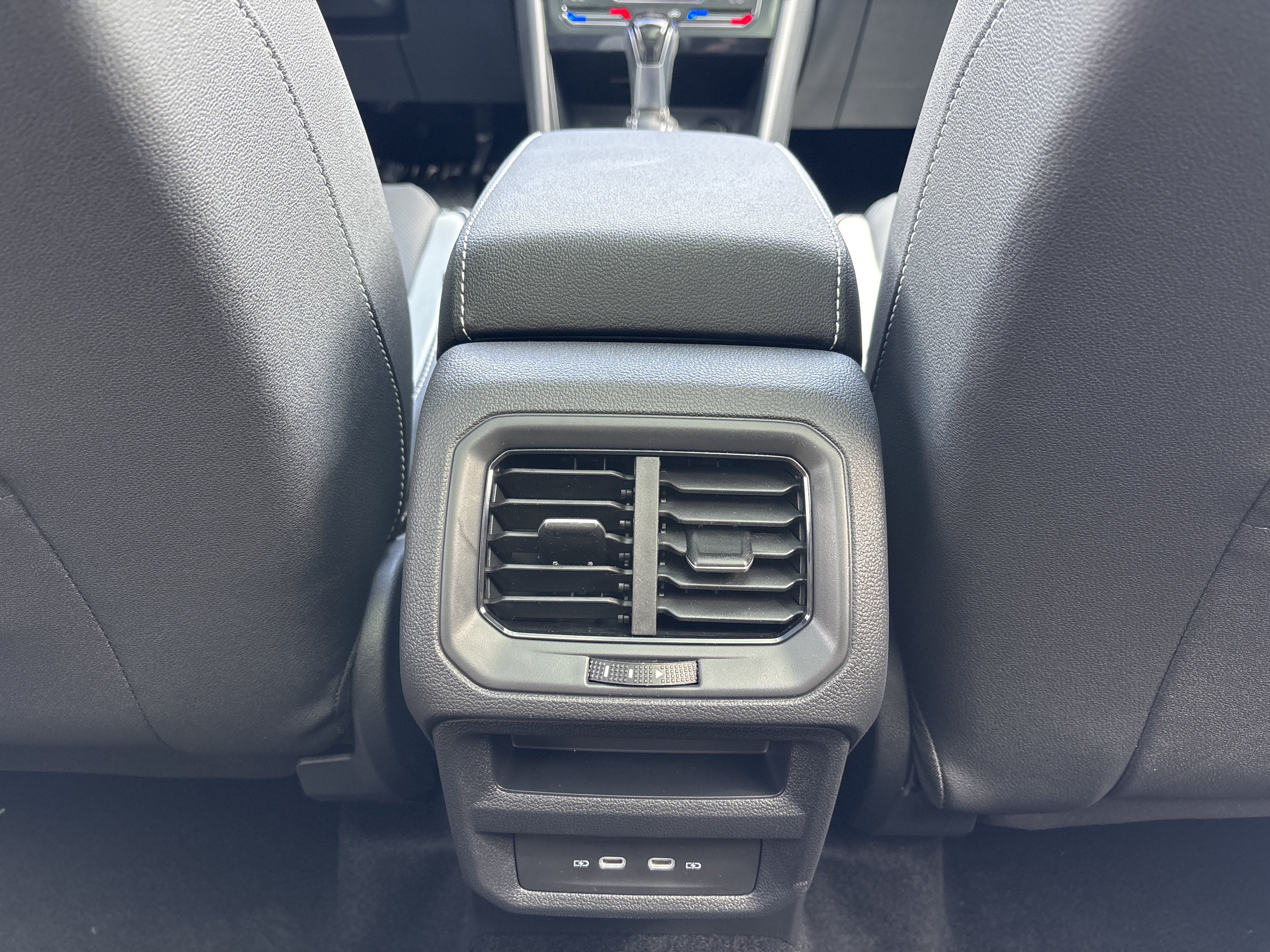 New 2026 Volkswagen Taos SEL AWD/4WD image 26