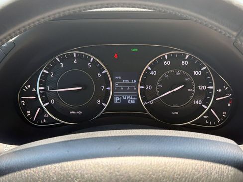 Used 2018 Nissan Armada Platinum w/ Interior Lighting Package RWD image 21