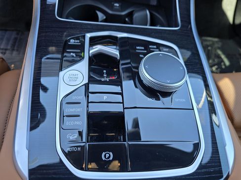 New 2026 BMW X5 xDrive40i w/ M Sport Package image 20