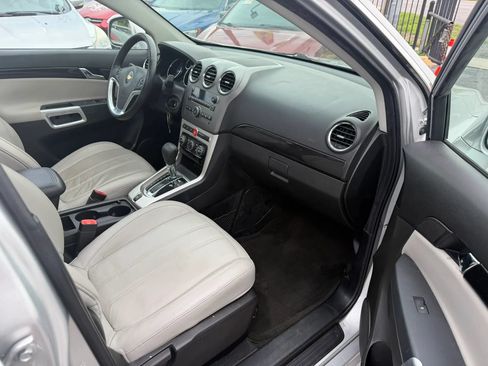 Used 2014 Chevrolet Captiva Sport LTZ FWD image 9