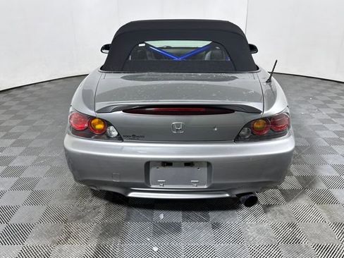 Used 2005 Honda S2000 Base image 6