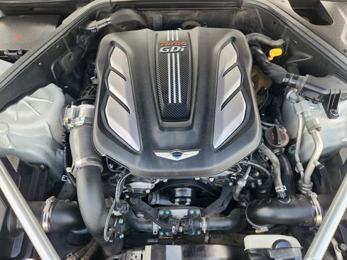 Used 2017 Genesis G90 3.3T Premium RWD image 33