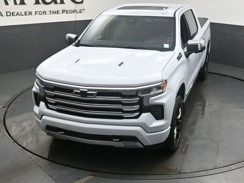 New 2026 Chevrolet Silverado 1500 High Country AWD/4WD image 24