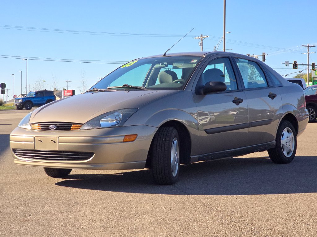 Used 2003 Ford Focus LX FWD image 3