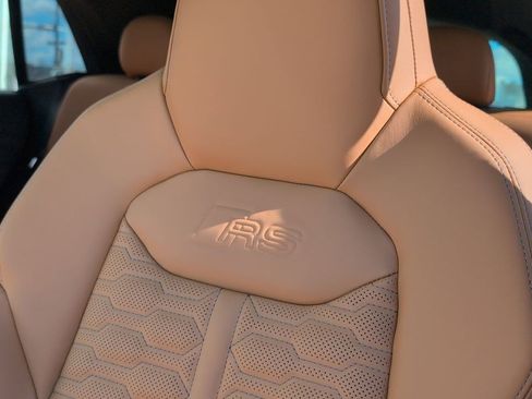 New 2025 Audi RS Q8 performance image 12