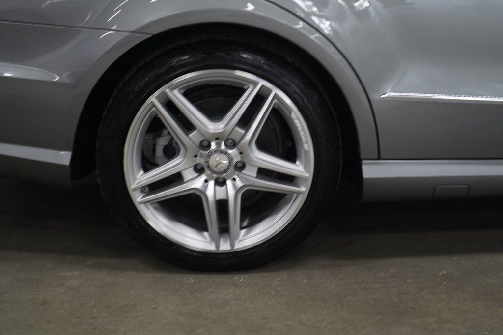 Used 2013 Mercedes-Benz E 350 Sedan image 32