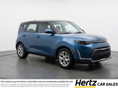 Used 2025 Kia Soul LX w/ LX Technology Package