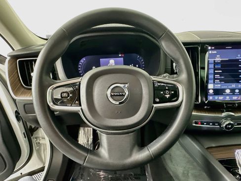 Used 2023 Volvo XC60 B6 Ultimate AWD/4WD image 11