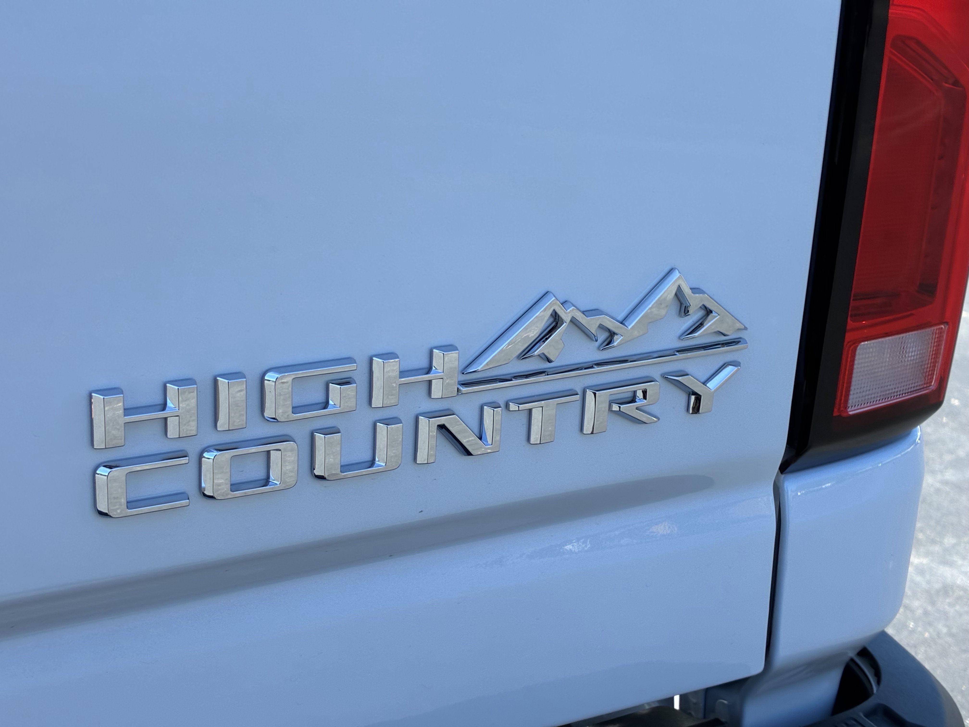 New 2026 Chevrolet Silverado 2500 High Country w/ Technology Package AWD/4WD image 12