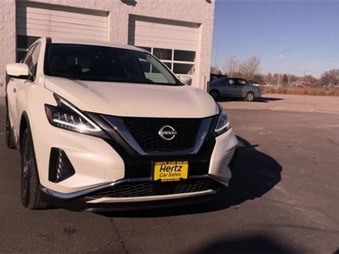 Used 2023 Nissan Murano S image 4