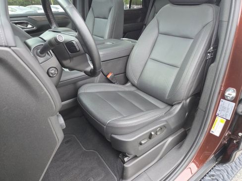 Used 2023 Chevrolet Tahoe Z71 w/ Luxury Package image 31