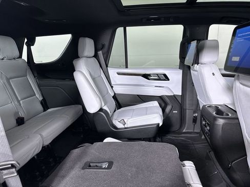 New 2025 Chevrolet Tahoe Premier AWD/4WD image 28