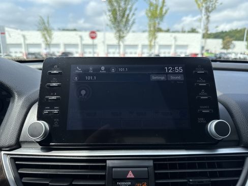 Used 2022 Honda Accord EX-L image 23