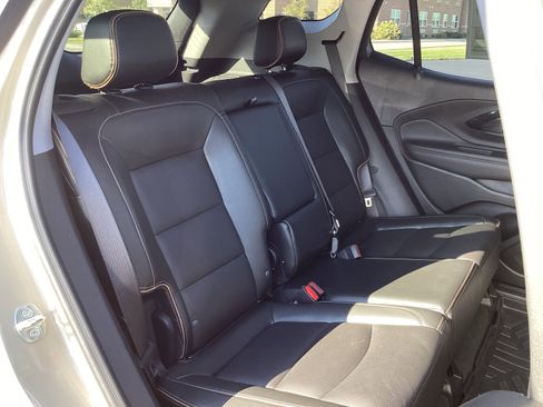 Used 2022 GMC Terrain AT4 w/ Infotainment Package II image 30