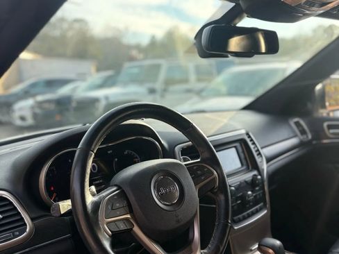 Used 2016 Jeep Grand Cherokee Limited image 10