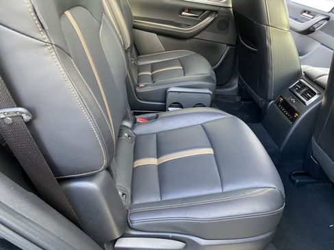 Used 2025 MAZDA CX-90 3.3 Turbo w/ Premium Plus Pkg image 39