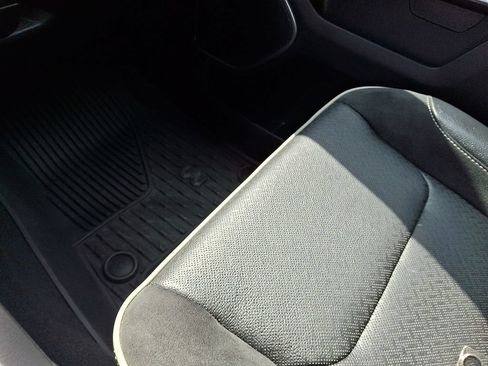 Used 2023 RAM 1500 Laramie AWD/4WD image 27