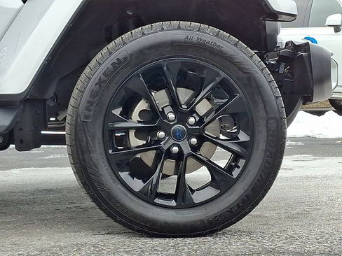 Used 2024 Jeep Wrangler Sahara w/ Safety Group image 8