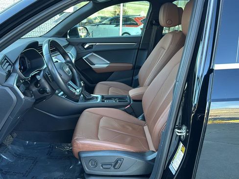 Used 2021 Audi Q3 2.0T Premium w/ Convenience Package image 12