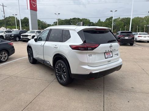 New 2026 Nissan Rogue Platinum AWD/4WD image 4