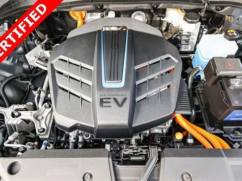 Certified 2023 Hyundai Kona SE w/ Cargo Package image 12