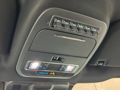 Used 2024 Ford F250 Lariat AWD/4WD image 35