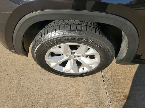 Used 2019 Volkswagen Atlas SE image 38