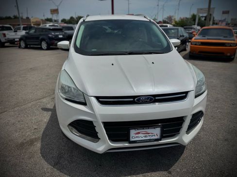 Used 2016 Ford Escape Titanium image 8