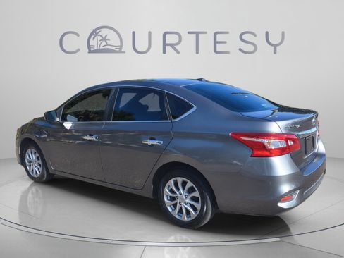 Used 2018 Nissan Sentra SV FWD image 5