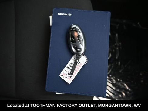 Used 2025 Hyundai Kona SEL image 10