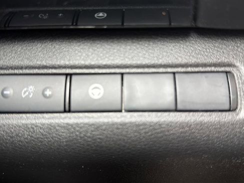 Certified 2024 Nissan Pathfinder SV image 26