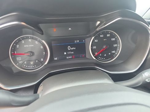 Used 2021 Chevrolet TrailBlazer ACTIV w/ Technology Package FWD image 17