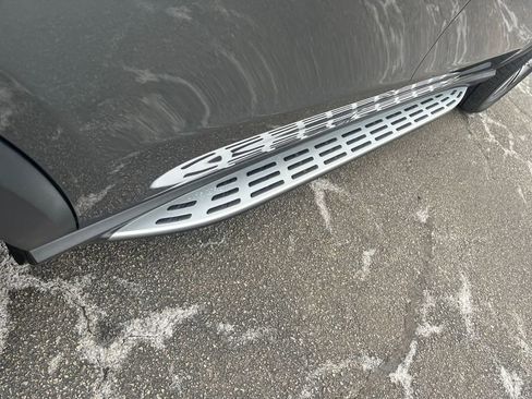 Certified 2023 Mercedes-Benz GLE 450 4MATIC w/ Premium Package image 18