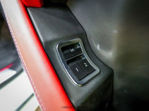 Used 2023 Bentley Bentayga Speed AWD/4WD image 43