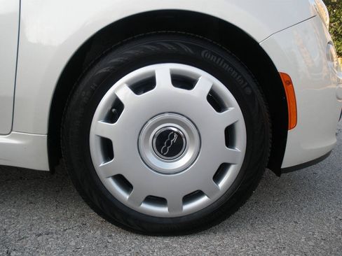 Used 2015 FIAT 500 Pop FWD image 37