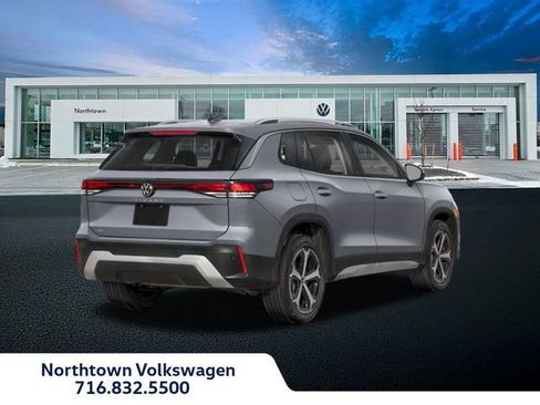 New 2025 Volkswagen Tiguan SE image 2