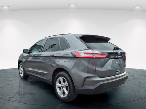 Used 2022 Ford Edge SE image 6