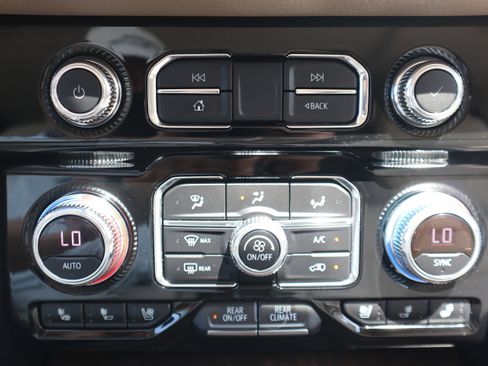 Used 2021 GMC Yukon Denali w/ LPO, Illumination Package AWD/4WD image 20