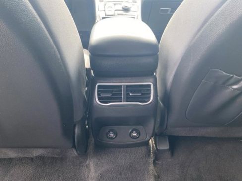 Used 2023 Hyundai Santa Fe SEL image 32