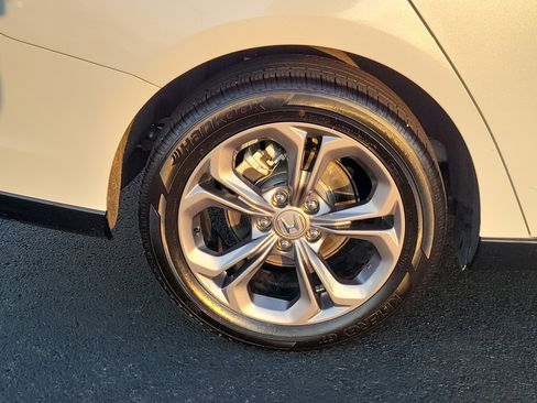 Used 2025 Honda Accord EX-L image 6