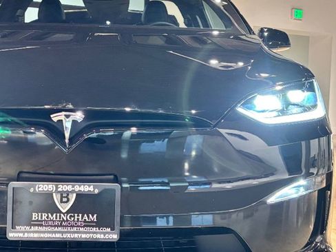Used 2025 Tesla Model X image 5
