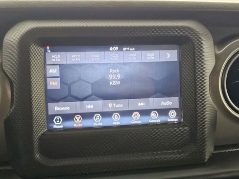 Used 2022 Jeep Wrangler Unlimited Sport AWD/4WD image 26