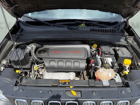 Used 2018 Jeep Renegade Sport w/ Power & Air Group FWD image 28