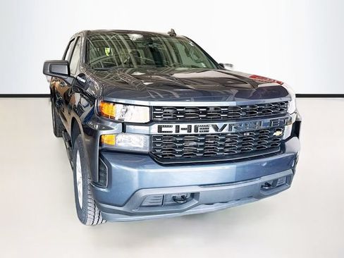 Used 2021 Chevrolet Silverado 1500 Custom AWD/4WD image 3