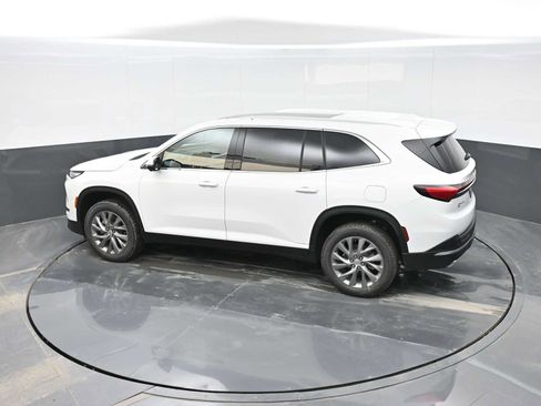 New 2026 Buick Enclave Preferred image 24